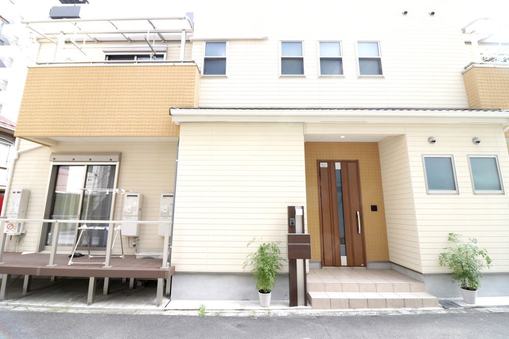 Sakura Japanese House Hotel Osaka Buitenkant foto
